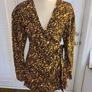 NWT Sz XL tortoise print WeWoreWhat wrap dress
